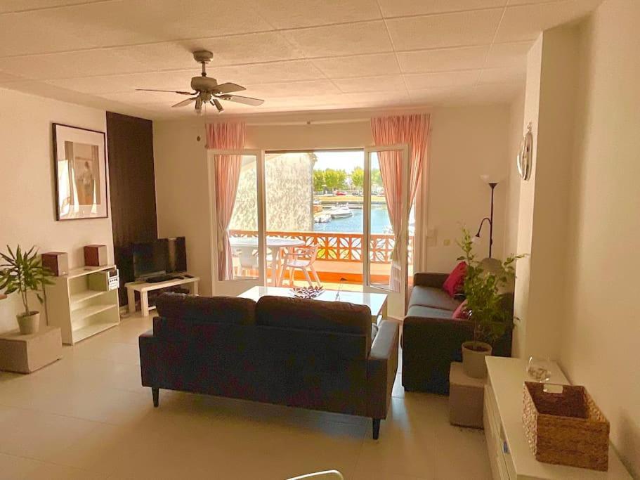 Lindo Apartamento Con Vistas Al Puerto Mistral Empuriabrava Exterior foto
